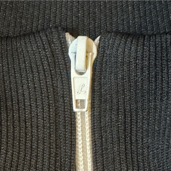 Adidas Black Track Jacket

#1192 - Picture 4 of 9